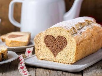 San Valentino, a tavola con il plumcake dal cuore veg San Valentino, a tavola con il plumcake dal cuore veg