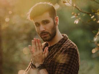 Giovani e futuro ne 'Il maleducato' di Antonio Maggio Giovani e futuro ne 'Il maleducato' di Antonio Maggio
