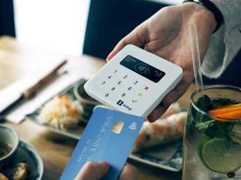 Un festival 'cashless', a Borgofuturo si può pagare senza contanti Un festival 'cashless', a Borgofuturo si può pagare senza contanti