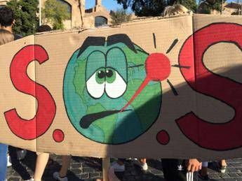 Sondaggio Swg, clima preoccupa gli italiani Sondaggio Swg, clima preoccupa gli italiani