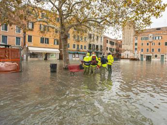 Geomorfologo: 40 aree costiere a rischio allagamento in Italia