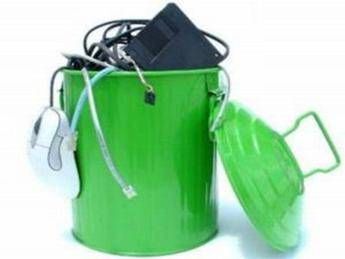 Smartphone & Co. I rifiuti elettrici si smaltiscono così Smartphone & Co. I rifiuti elettrici si smaltiscono così