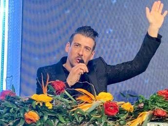 Francesco Gabbani: In 'Viceversa' il tentativo di capire chi sono Francesco Gabbani: In 'Viceversa' il tentativo di capire chi sono