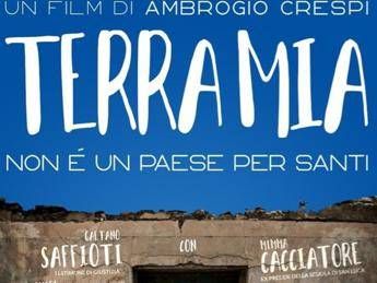 Protagonisti di 'Terra Mia' in tour contro la 'Ndrangheta Protagonisti di 'Terra Mia' in tour contro la 'Ndrangheta