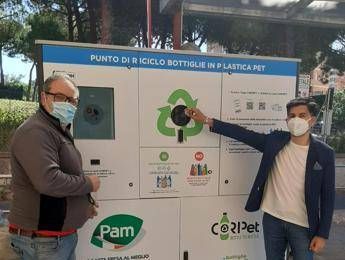 In 3 supermercati Pam arrivano gli ecocompattatori per il riciclo del Pet In 3 supermercati Pam arrivano gli ecocompattatori per il riciclo del Pet