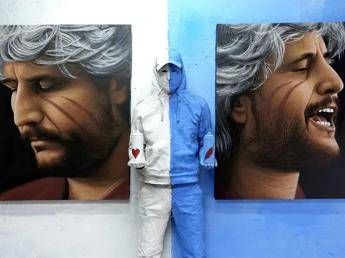 Napoli celebra Pino Daniele con maxi murale Napoli celebra Pino Daniele con maxi murale