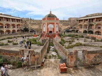 Ventotene, al via i primi lavori nel Carcere di Santo Stefano Ventotene, al via i primi lavori nel Carcere di Santo Stefano