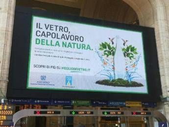 Il vetro va in stazione, campagna di comunicazione Assovetro Il vetro va in stazione, campagna di comunicazione Assovetro