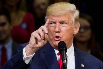 Trump: Mailgate è il più grande scandalo politico dal Watergate Trump: Mailgate è il più grande scandalo politico dal Watergate