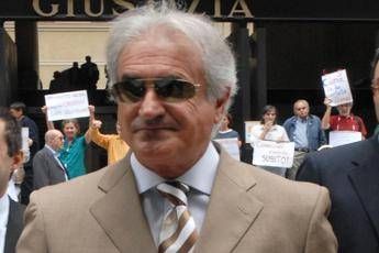 G8, Canterini: I miei celerini lucidi e addestrati, avrei dovuto mentire per difenderli G8, Canterini: I miei celerini lucidi e addestrati, avrei dovuto mentire per difenderli