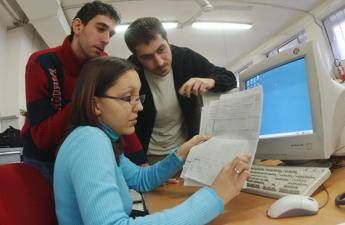 Bolzano: provincia, dati in crescita per tutti i settori mercato del lavoro Bolzano: provincia, dati in crescita per tutti i settori mercato del lavoro