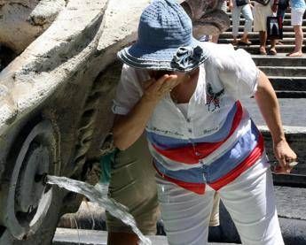 'Viva gli anziani!', contro l'emergenza caldo al via programma della Comunità di Sant'Egidio 'Viva gli anziani!', contro l'emergenza caldo al via programma della Comunità di Sant'Egidio