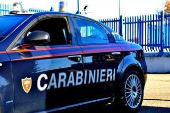 Spara alla figlia con un fucile, arrestato 80enne a Eboli Spara alla figlia con un fucile, arrestato 80enne a Eboli