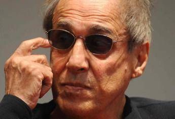 Celentano 'tuona' sul caso Cucchi, giudici ignavi sono i più pericolosi Celentano 'tuona' sul caso Cucchi, giudici ignavi sono i più pericolosi