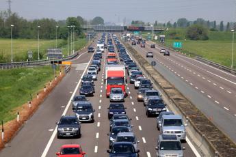 Autostrade, l'analisi: Stop concessioni? 7mila posti a rischio