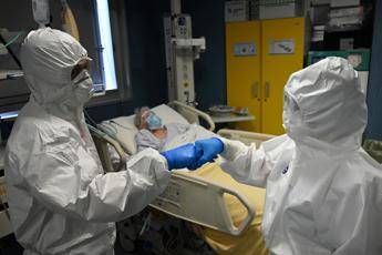 Coronavirus, Oms: Dobbiamo essere pronti a seconda ondata Coronavirus, Oms: Dobbiamo essere pronti a seconda ondata