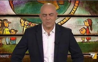 Crozza: Per entrare nell'intelligence belga non serve un test d'intelligence /Video Crozza: Per entrare nell'intelligence belga non serve un test d'intelligence /Video