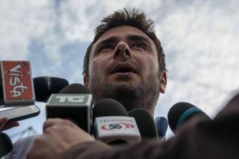 Iraq, Di Battista (M5S) 'difende' l'Isis. Pd e Fi: parole indegne Iraq, Di Battista (M5S) 'difende' l'Isis. Pd e Fi: parole indegne
