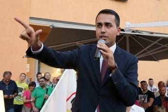 Di Maio: Mef rimborsi subito i truffati Di Maio: Mef rimborsi subito i truffati