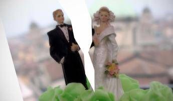 Cavilli e documenti per sciogliere un matrimonio cattolico Cavilli e documenti per sciogliere un matrimonio cattolico