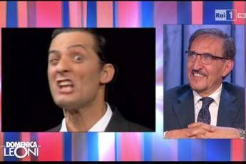 La vendetta di La Russa: Fiorello, anch'io ti so imitare /Video La vendetta di La Russa: Fiorello, anch'io ti so imitare /Video