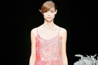 R&S Mediobanca, solidi e liquidi i giganti della moda italiani R&S Mediobanca, solidi e liquidi i giganti della moda italiani