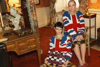 Tra punk e caos, Gucci rilegge la cultura brit nella campagna Cruise /Video Tra punk e caos, Gucci rilegge la cultura brit nella campagna Cruise /Video