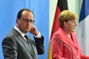 Migranti, Merkel-Hollande: Subito centri di registrazione in Italia e Grecia Migranti, Merkel-Hollande: Subito centri di registrazione in Italia e Grecia