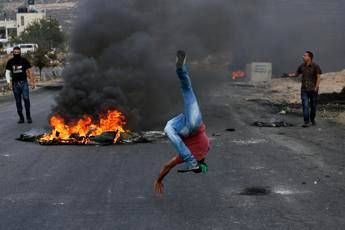 Israele arresta leader di Hamas in Cisgiordania Israele arresta leader di Hamas in Cisgiordania