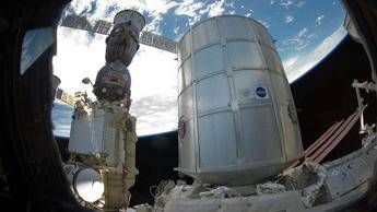 Spazio, trasloco sulla Iss. Samantha sposta il modulo Pmm dell'Asi Spazio, trasloco sulla Iss. Samantha sposta il modulo Pmm dell'Asi