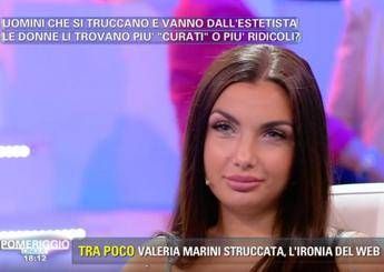 Elettra Lamborghini in tv: Vado a letto con 42 diamanti Elettra Lamborghini in tv: Vado a letto con 42 diamanti