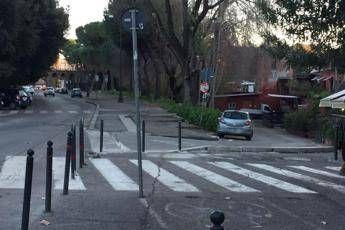 Roma, Monte Testaccio da via della movida a terra di nessuno Roma, Monte Testaccio da via della movida a terra di nessuno