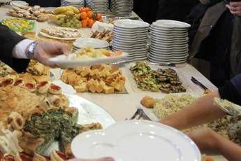 Natale, la mappa dell'abbuffata: Usa primi per calorie e Italia 12esima Natale, la mappa dell'abbuffata: Usa primi per calorie e Italia 12esima