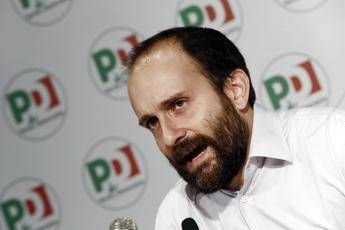 Pd, Orfini: Non entriamo in maggioranza, serve congresso in primavera