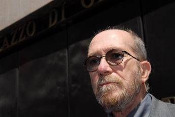 G8, padre Giuliani: Morte Carlo una delle grandi ingiustizie nostro povero Paese G8, padre Giuliani: Morte Carlo una delle grandi ingiustizie nostro povero Paese