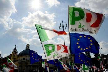Pd e Lega in calo, sale il consenso per Conte bis Pd e Lega in calo, sale il consenso per Conte bis