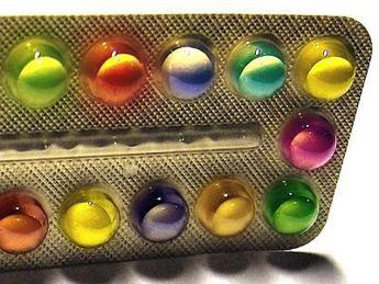 Contraccettivi, testata la pillola che si prende una volta al mese