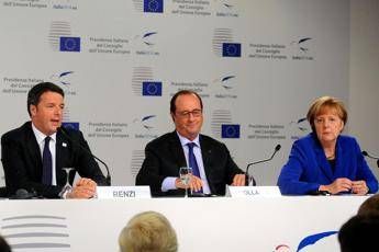Ventotene, tutto pronto per il vertice Renzi-Merkel-Hollande Ventotene, tutto pronto per il vertice Renzi-Merkel-Hollande