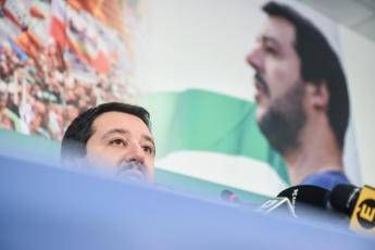Migranti, Salvini: Al governo per espulsioni di massa e chiusura centri Migranti, Salvini: Al governo per espulsioni di massa e chiusura centri
