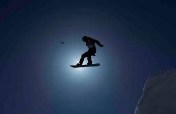 Spavaldi sulla neve, +10% lesioni da cadute con sci e snowboard Spavaldi sulla neve, +10% lesioni da cadute con sci e snowboard