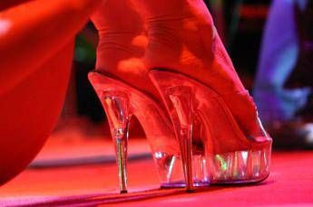Night mascherato da associazione no profit, denunciati avventori per atti osceni Night mascherato da associazione no profit, denunciati avventori per atti osceni