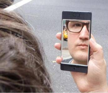 Sul mercato arriva il NoPhone, il cellulare che non fa nulla Sul mercato arriva il NoPhone, il cellulare che non fa nulla