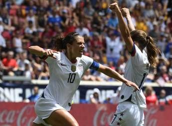 Star del calcio femminile Usa Carli Lloyd pensa all'Nfl Star del calcio femminile Usa Carli Lloyd pensa all'Nfl